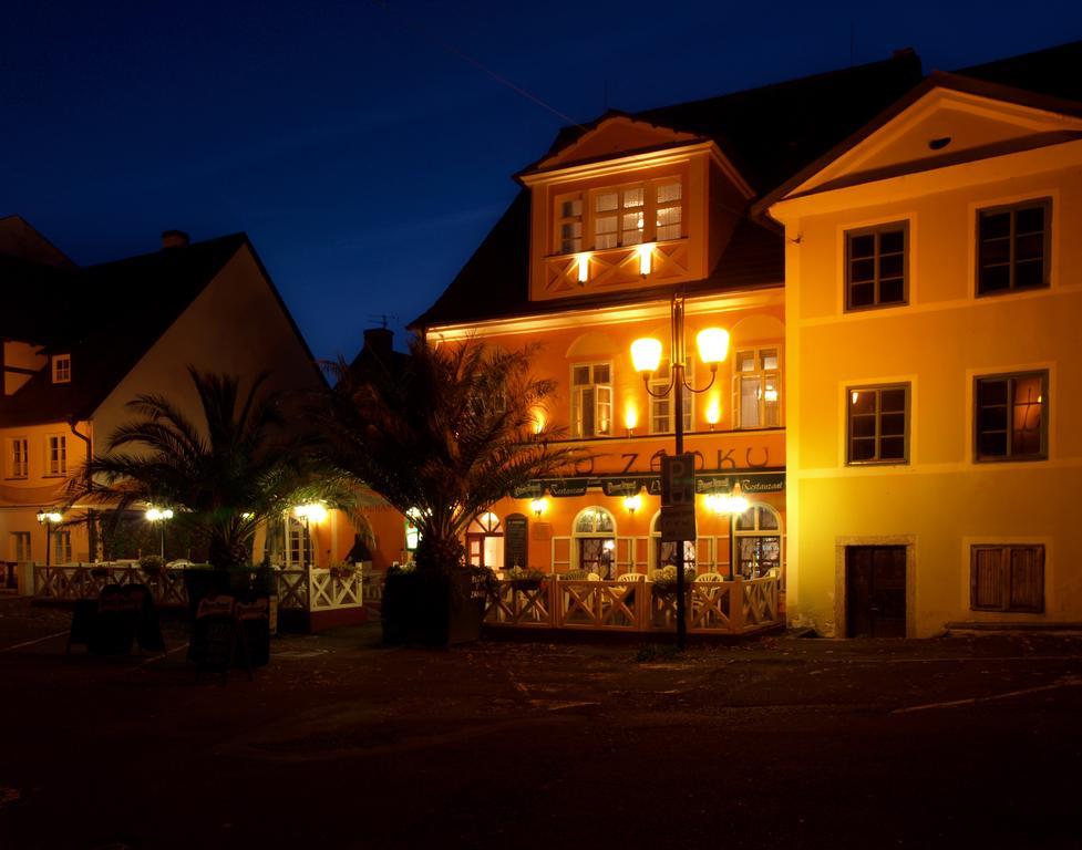 Penzion - Restaurant U Zamku Bečov nad Teplou Eksteriør bilde