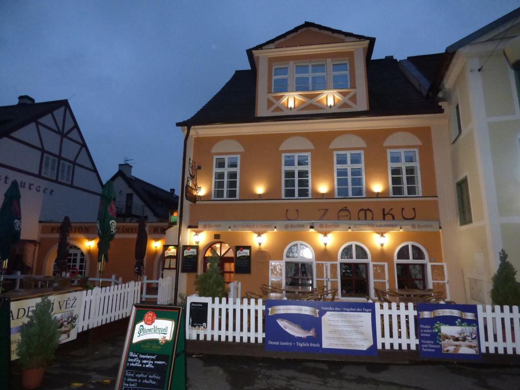 Penzion - Restaurant U Zamku Bečov nad Teplou Eksteriør bilde