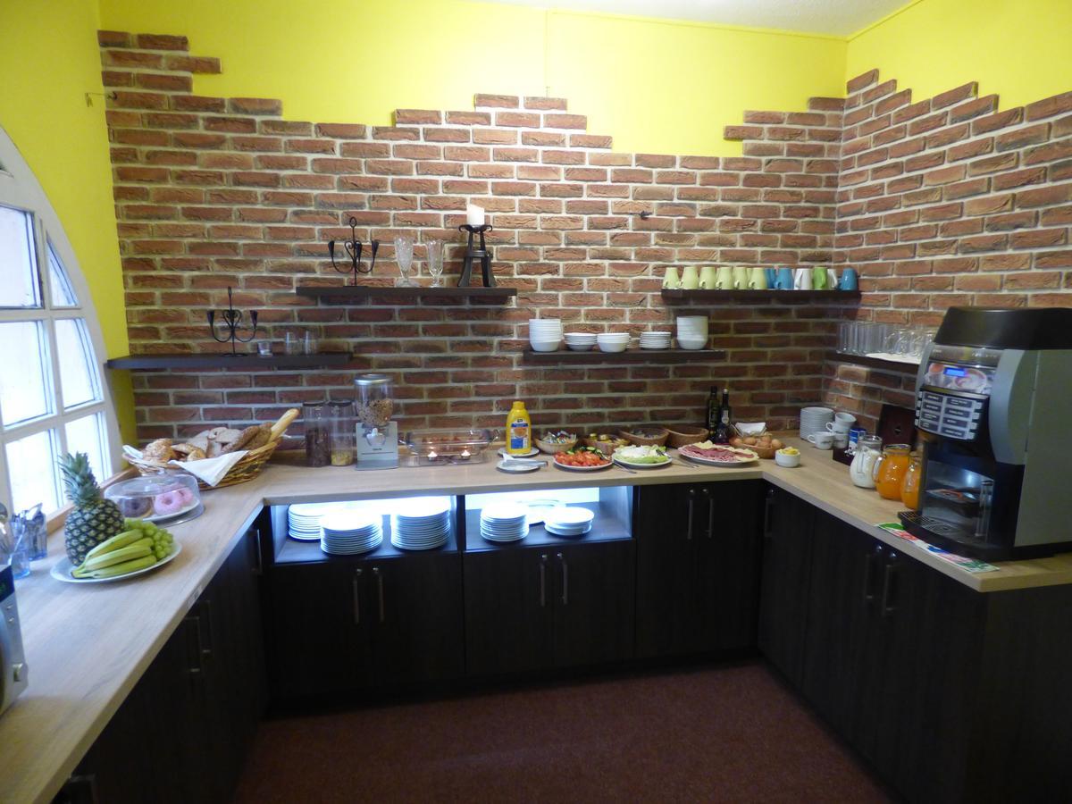 Penzion - Restaurant U Zamku Bečov nad Teplou Eksteriør bilde