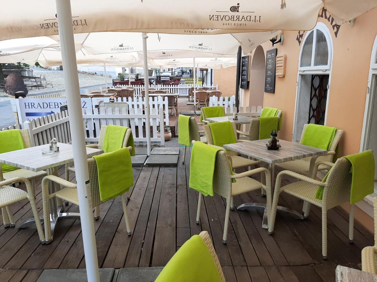 Penzion - Restaurant U Zamku Bečov nad Teplou Eksteriør bilde
