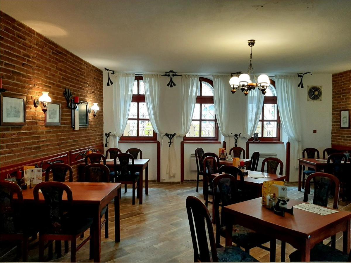 Penzion - Restaurant U Zamku Hotell Bečov nad Teplou Eksteriør bilde