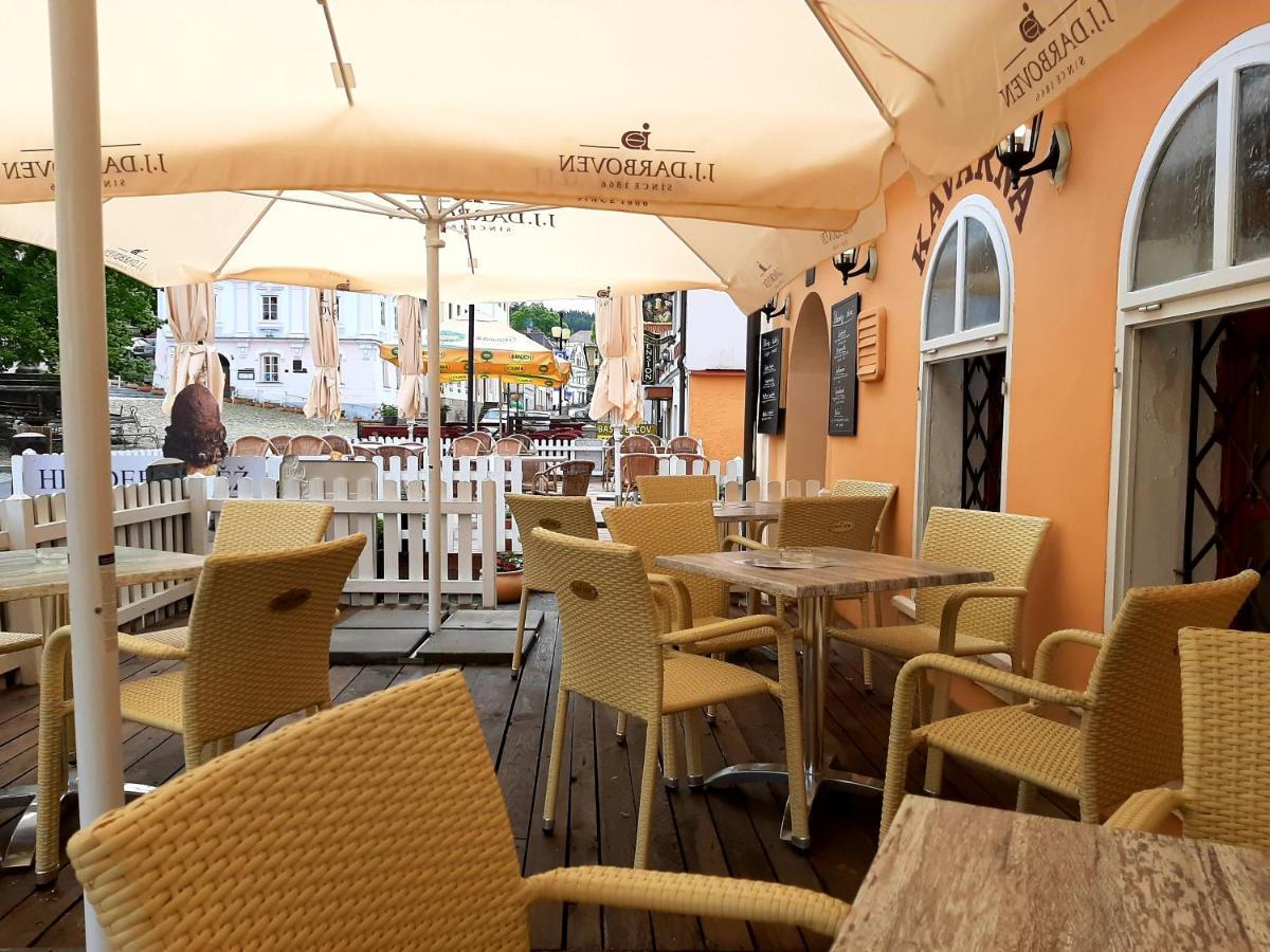 Penzion - Restaurant U Zamku Bečov nad Teplou Eksteriør bilde